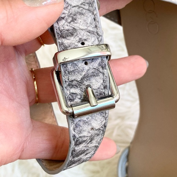 Gray Sandals - Picture 9 of 10